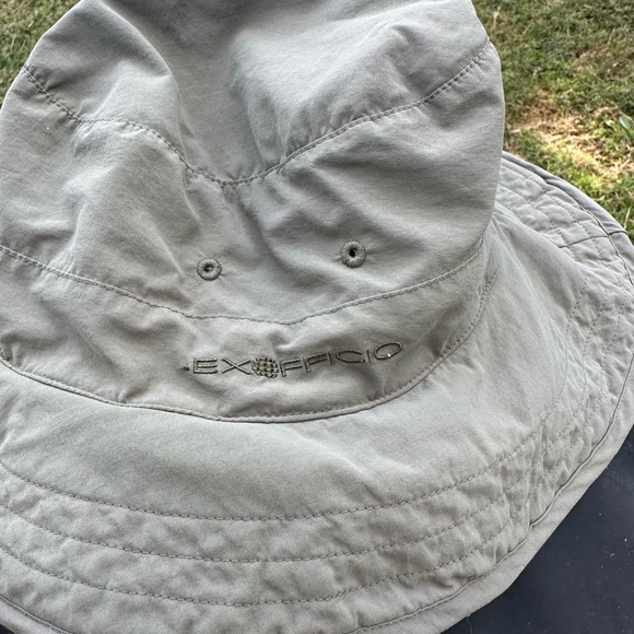 ExOfficio Olive Unisex Bucket Hat - Picture 1 of 7